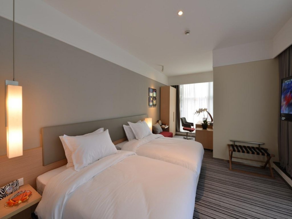 Фото Demen Renli Hotel