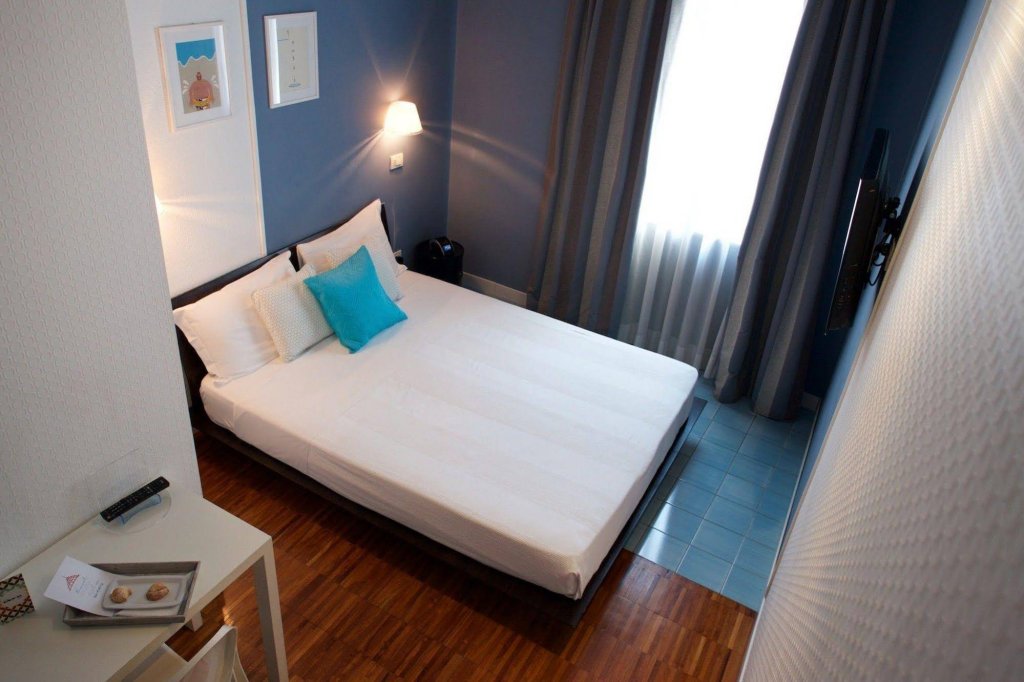 Фото Attico Partenopeo B&b