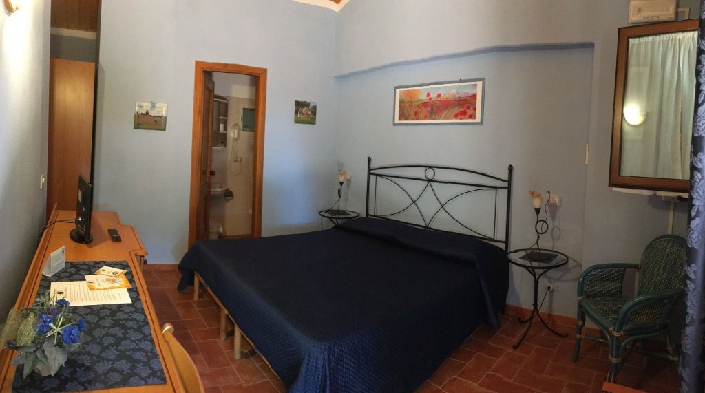 Фото Agriturismo Poggio Mirabile