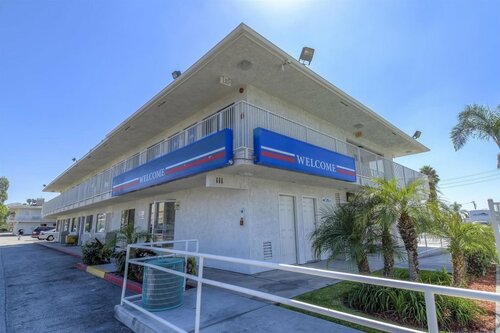 Гостиница Motel 6 San Bernardino South в Сан-Бернардино