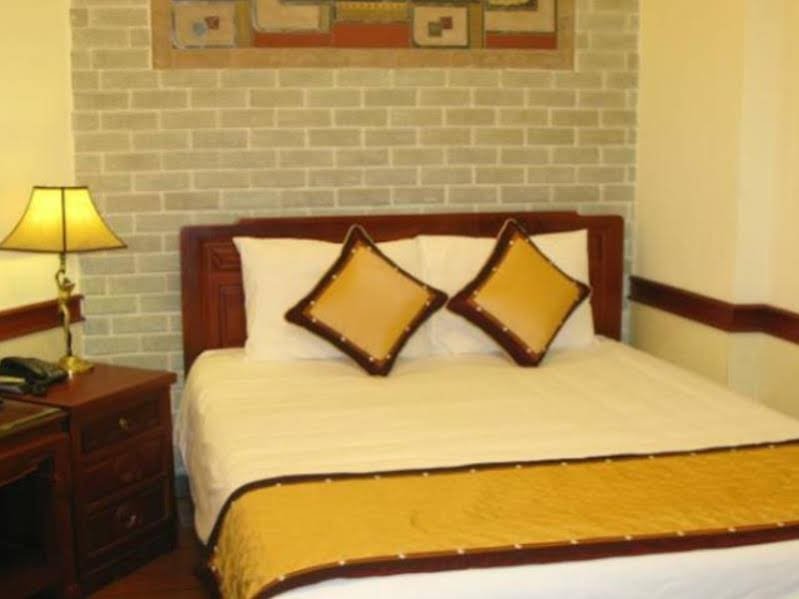 Фото Prince II Hotel