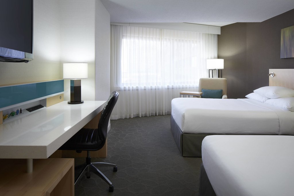 Фото Delta Hotels by Marriott Quebec