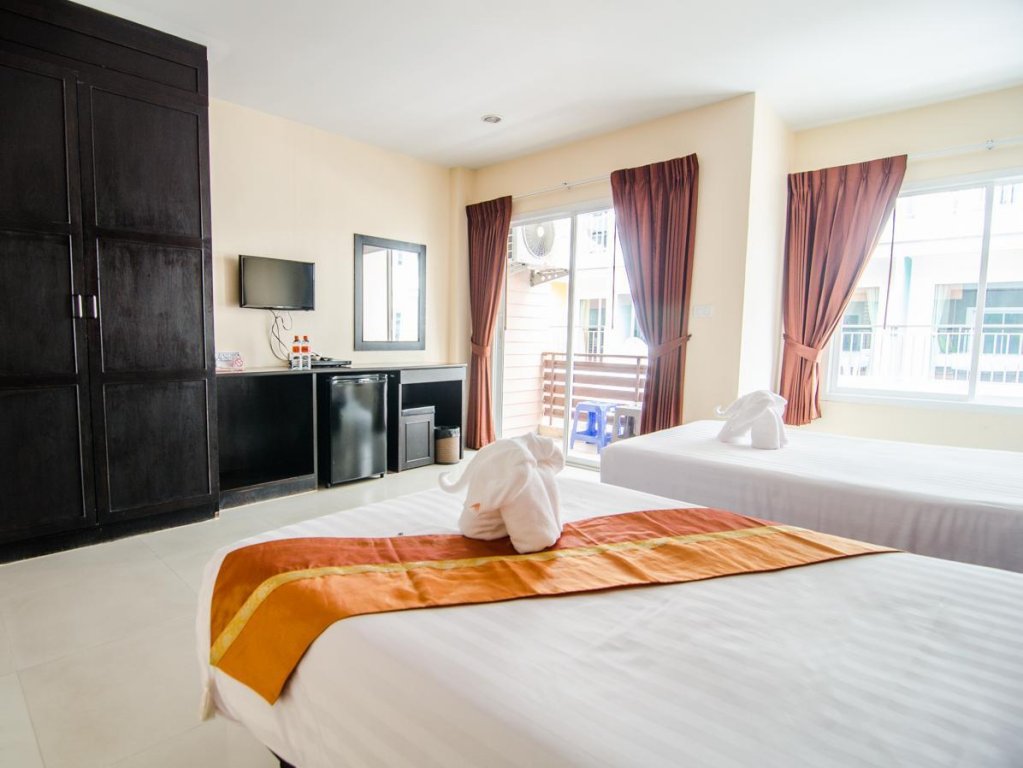 Фото FunDee Boutique Hotel