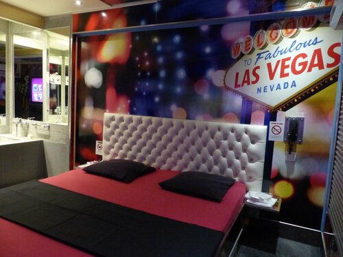 Гостиница Love H& xF4; tel - Adults Only в Париже