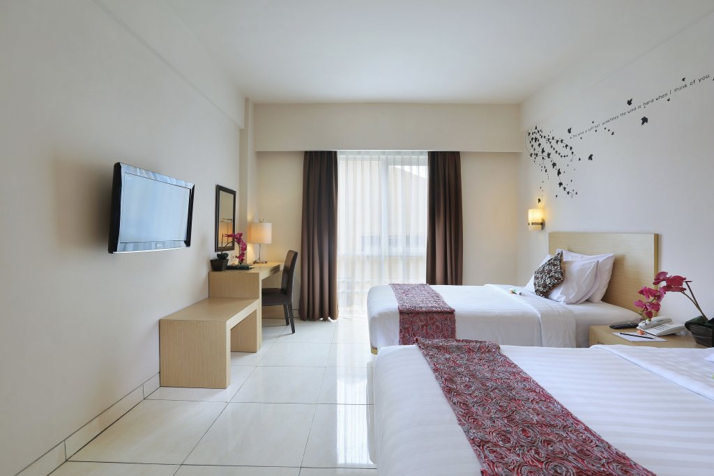 Фото The Tusita Hotel