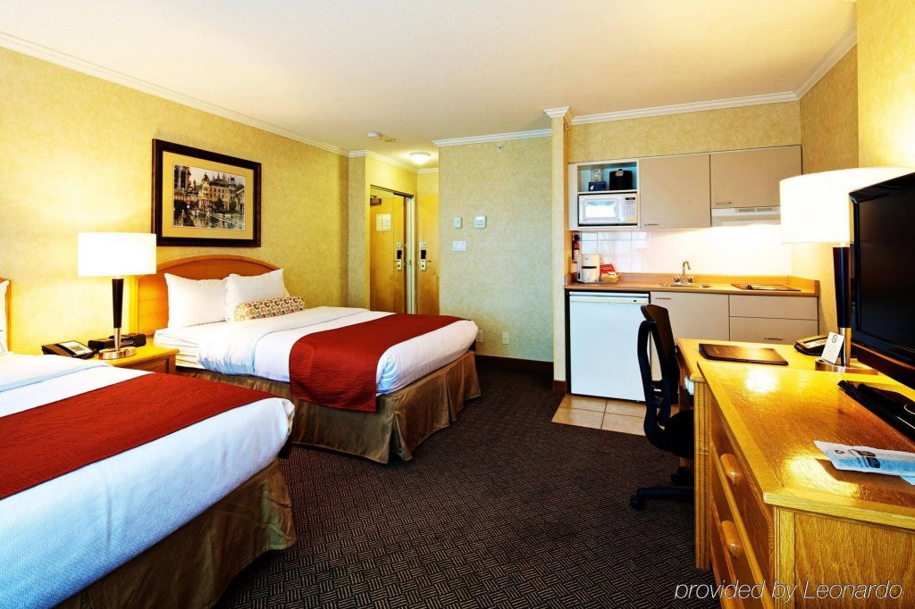 Фото Grand Park Hotel & Suites Downtown Vancouver