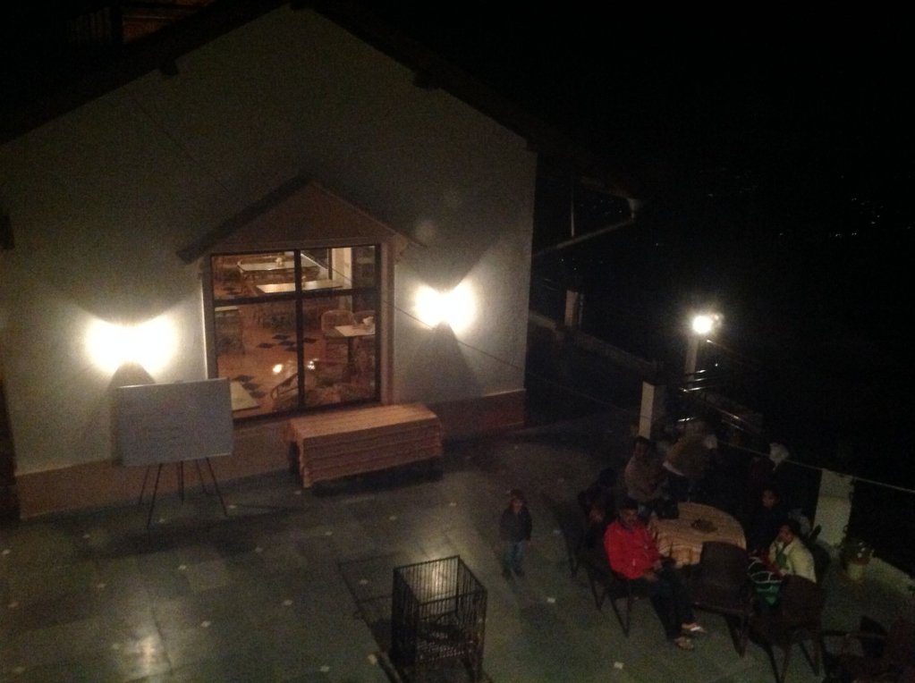 Фото Woodsvilla Resort