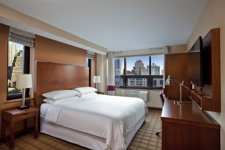 Фото Four Points by Sheraton Midtown-Times Square