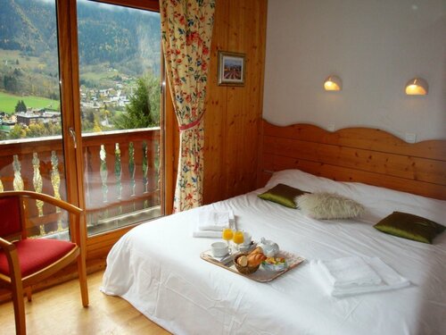 Гостиница Chalet Hotel Les Campanules