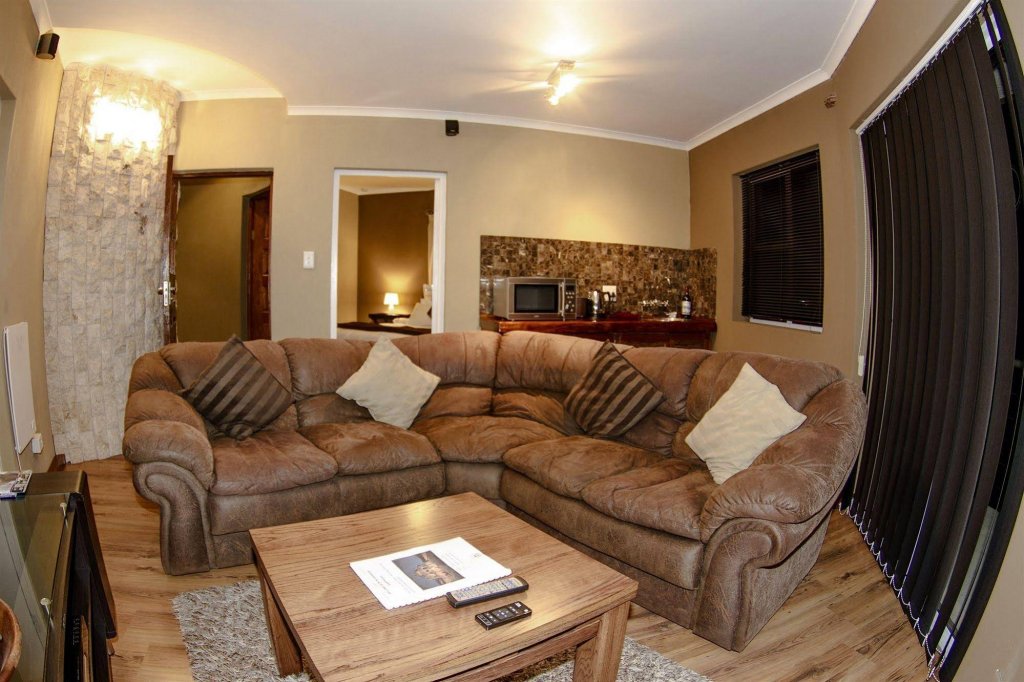 Фото The Roundhouse - Self Catering