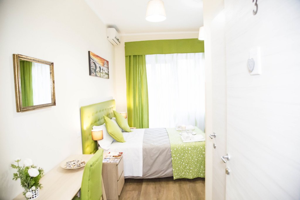 Фото Vatican Suite 383