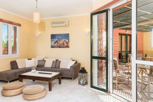 Гостиница Daphnis Villas