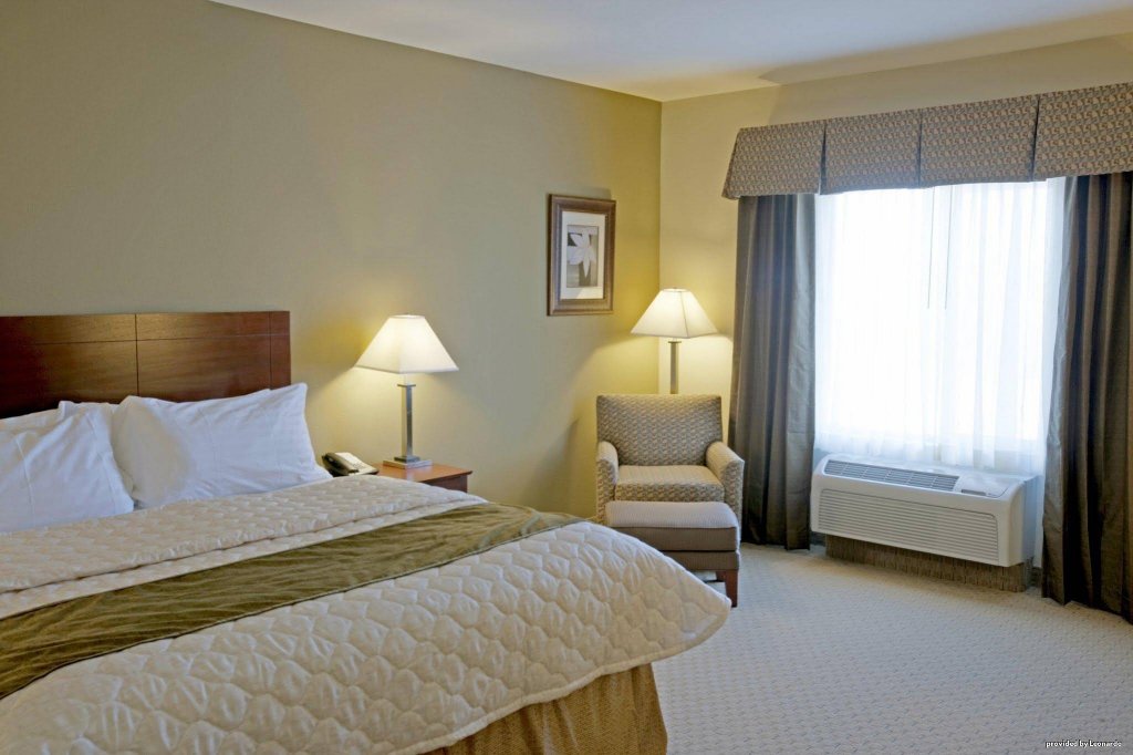 Фото Best Western Plus Montezuma Inn & Suites