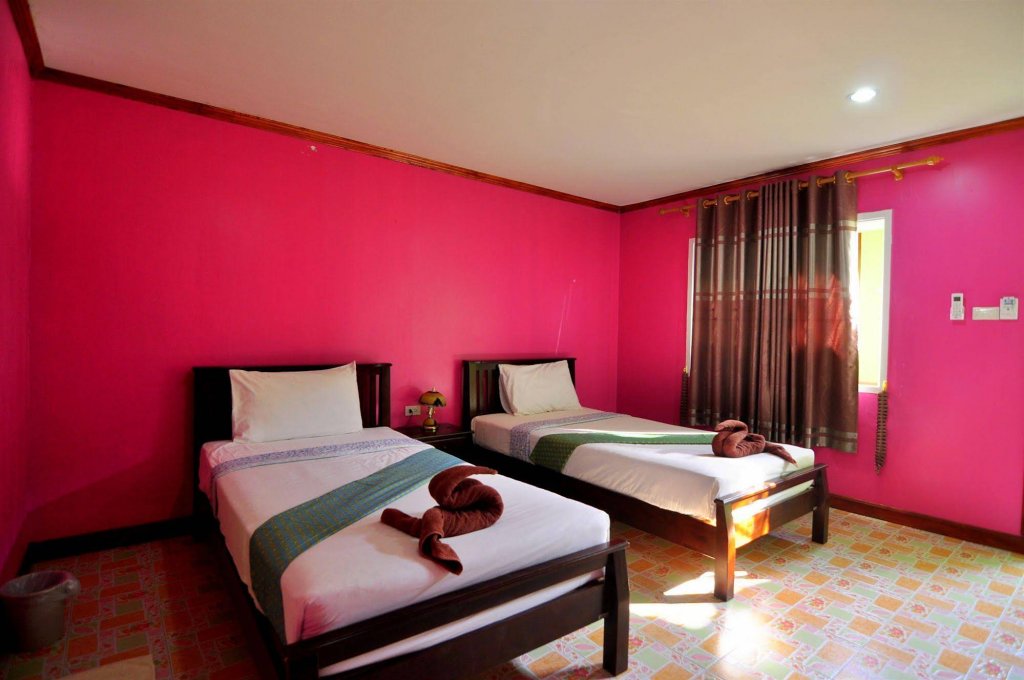 Фото Phi Phi Sand Sea House