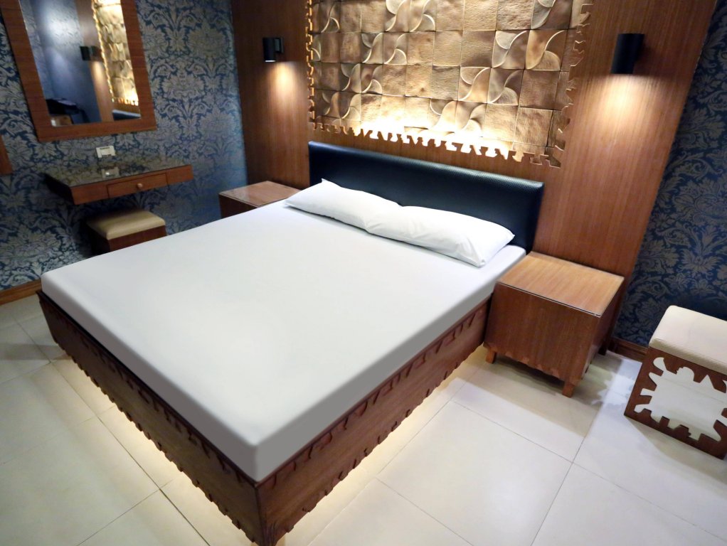 Фото Victoria Court Malate, Manila