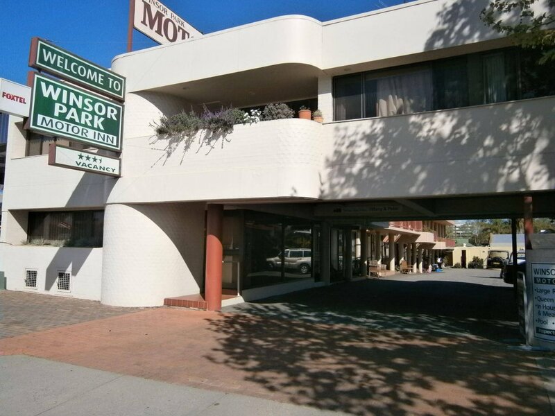 Гостиница Albury Winsor Park Motor Inn
