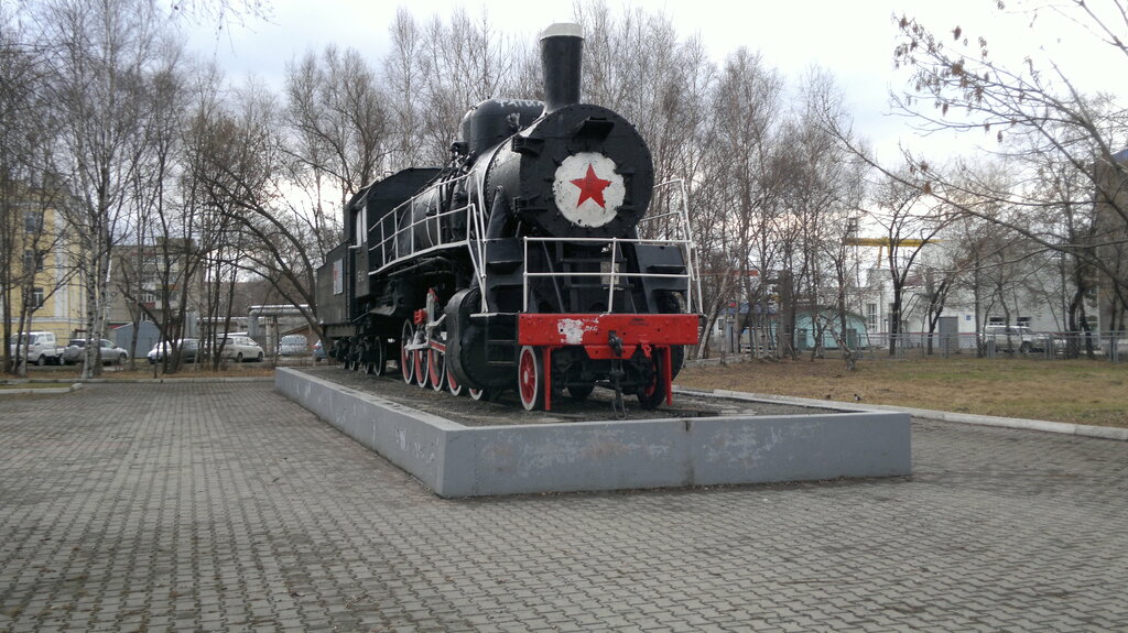 Monument to technology Паровоз Ел-629, Ussuriysk, photo