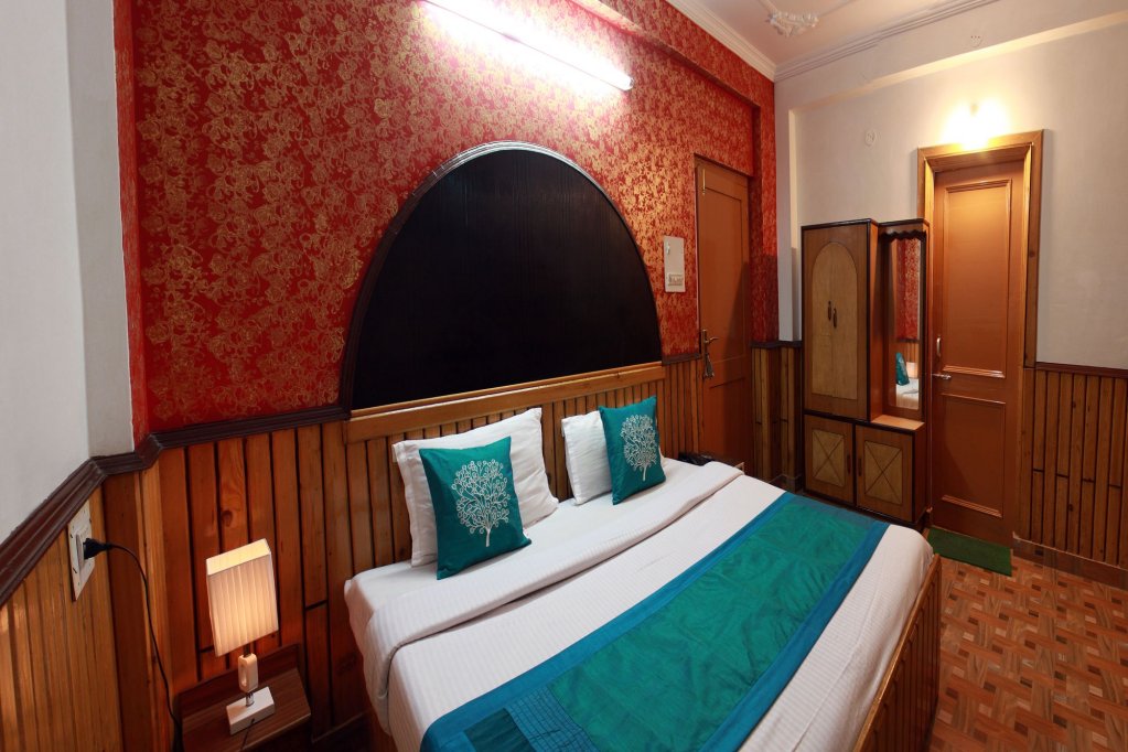 Фото Oyo 4751 Hotel Akashdeep