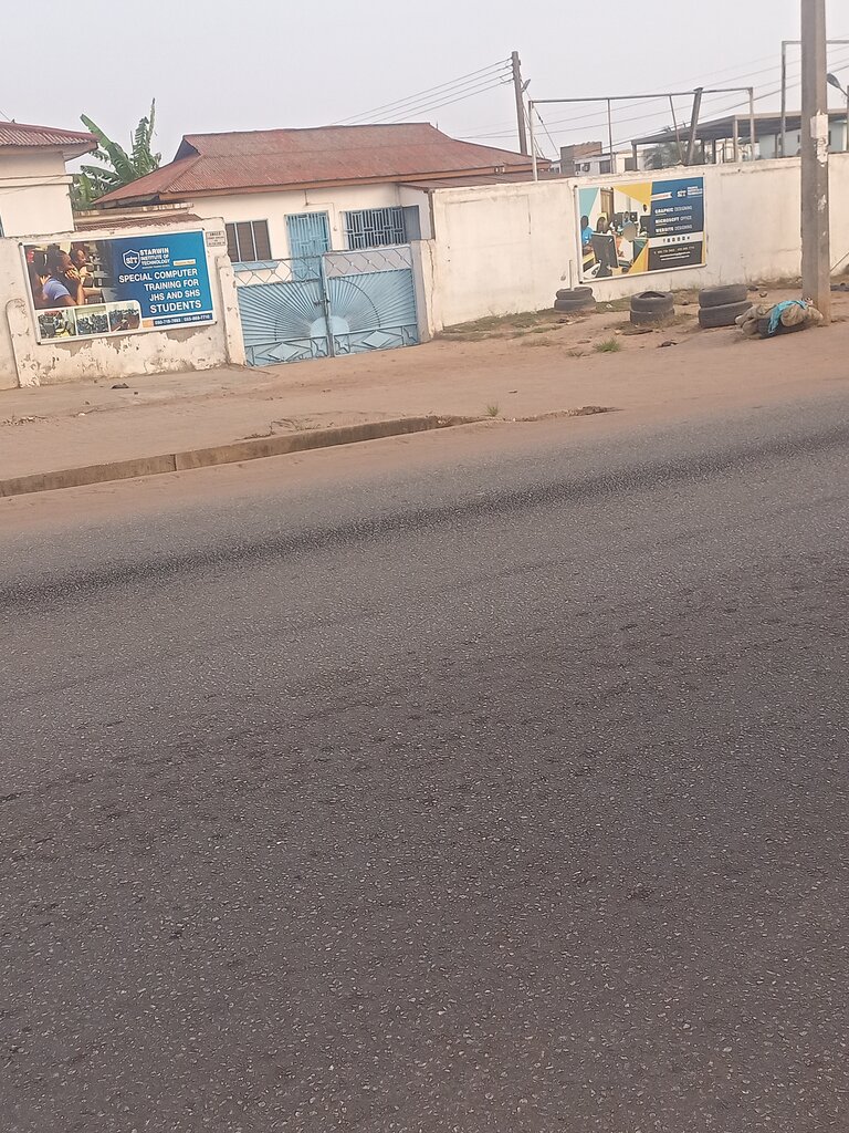 School Starwin Institute Of Technology, Accra, photo