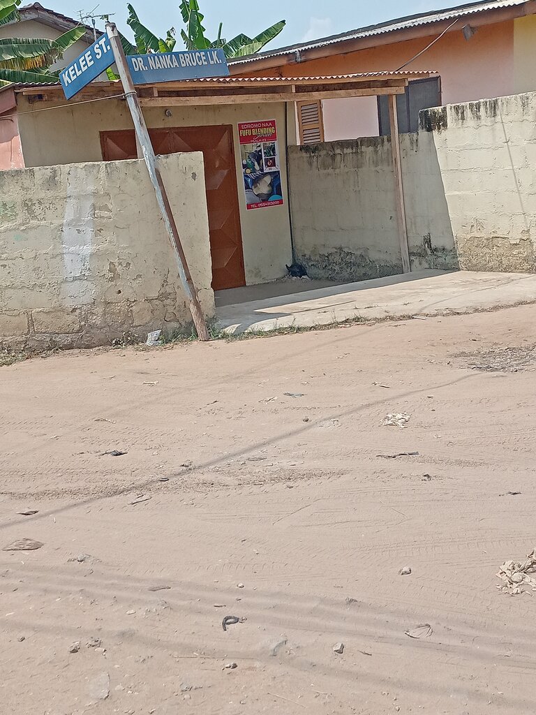 Repair of bags and suitcases Edromo Naa Fufu Blending, Accra, photo