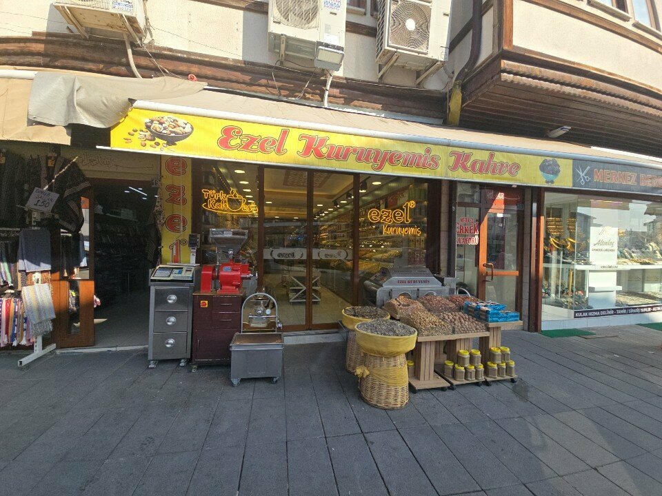 Nuts, snacks, dried fruits Ezel Kuruyemis, Konya, photo