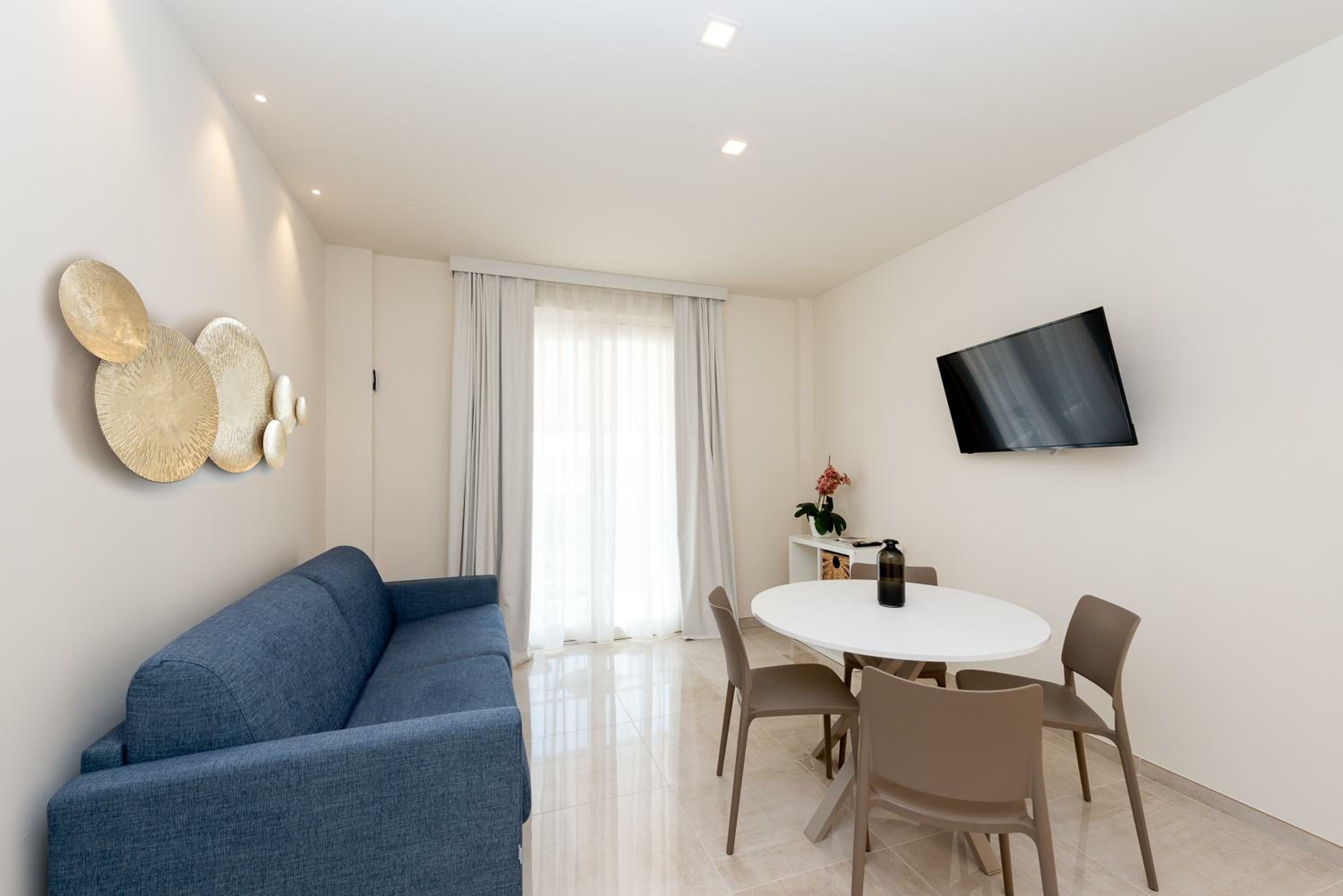 Фото Hotel Carducci