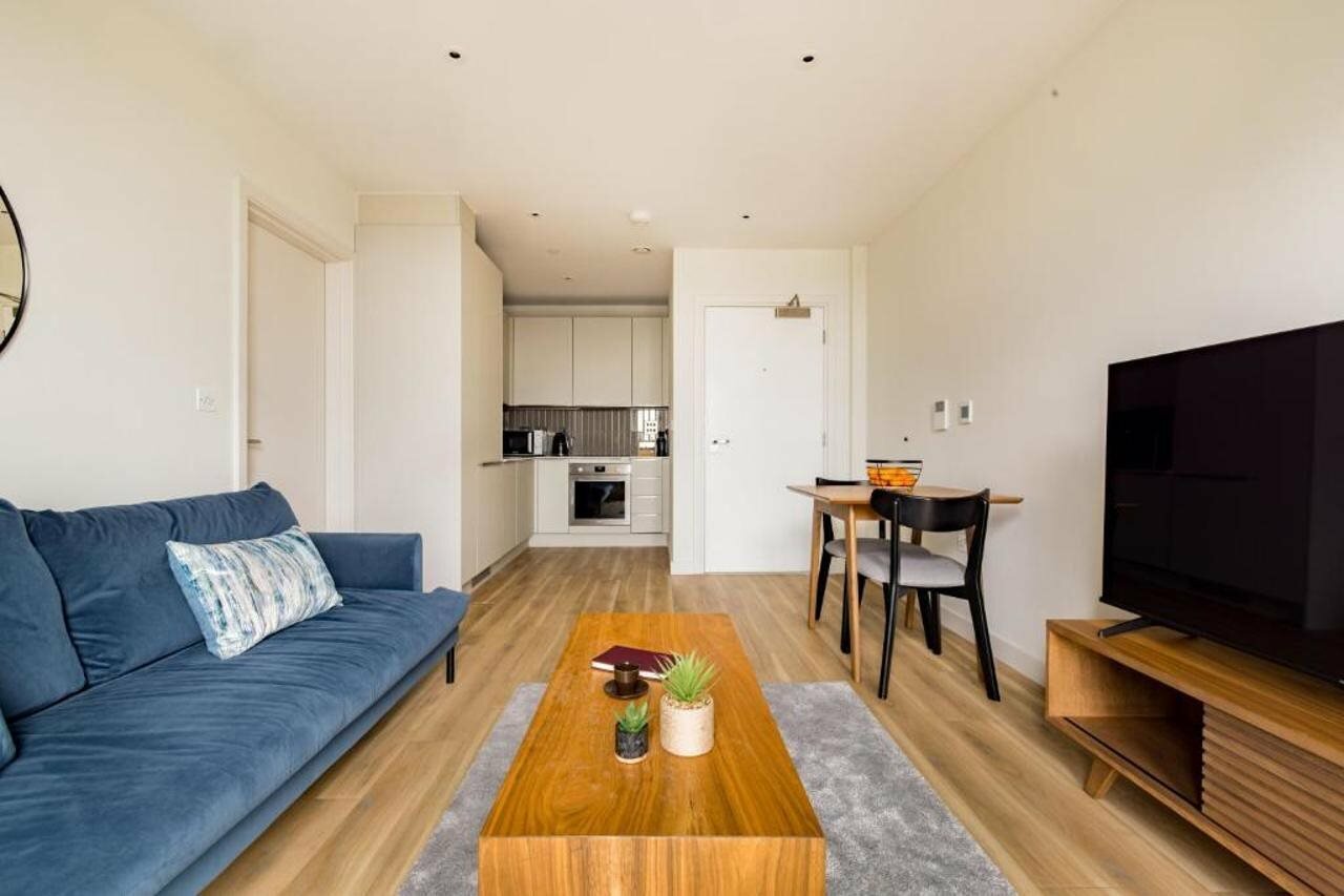 Фото Croydon by Charles Hope