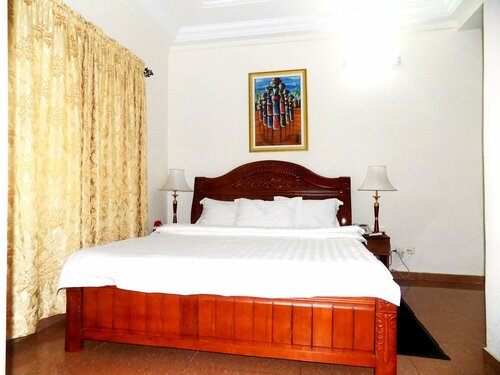 Гостиница Hotel Magnificat в Ломе