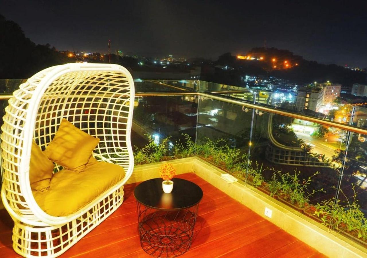 Фото King's Hotel Nagoya Batam