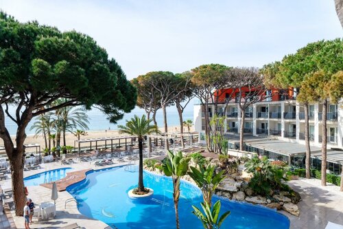 Апартаменты H10 Cambrils Playa в Камбрильсе