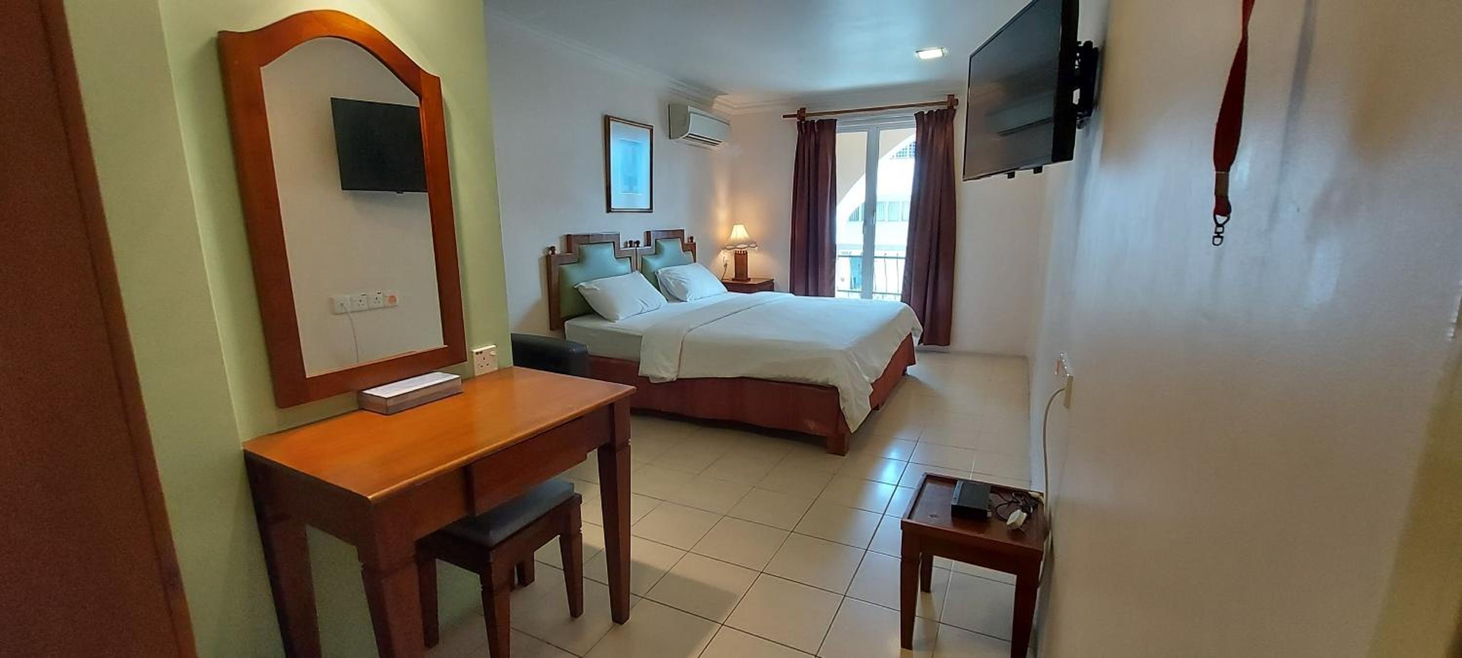 Фото Hotel Johan