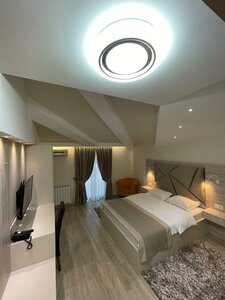 Гостиница Hotel Holiday