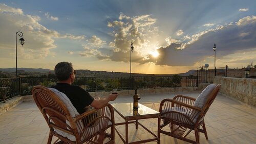 Гостиница Golden Cave Suites в Ургюпе