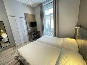 Гостиница Hotel de La Comedie