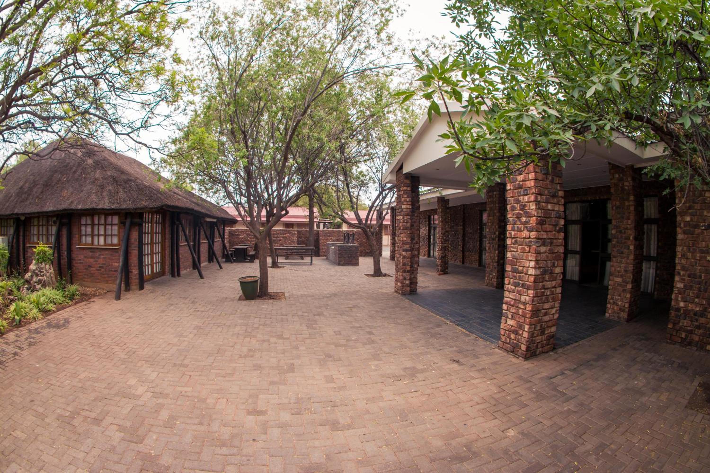 Фото Horseshoe Inn