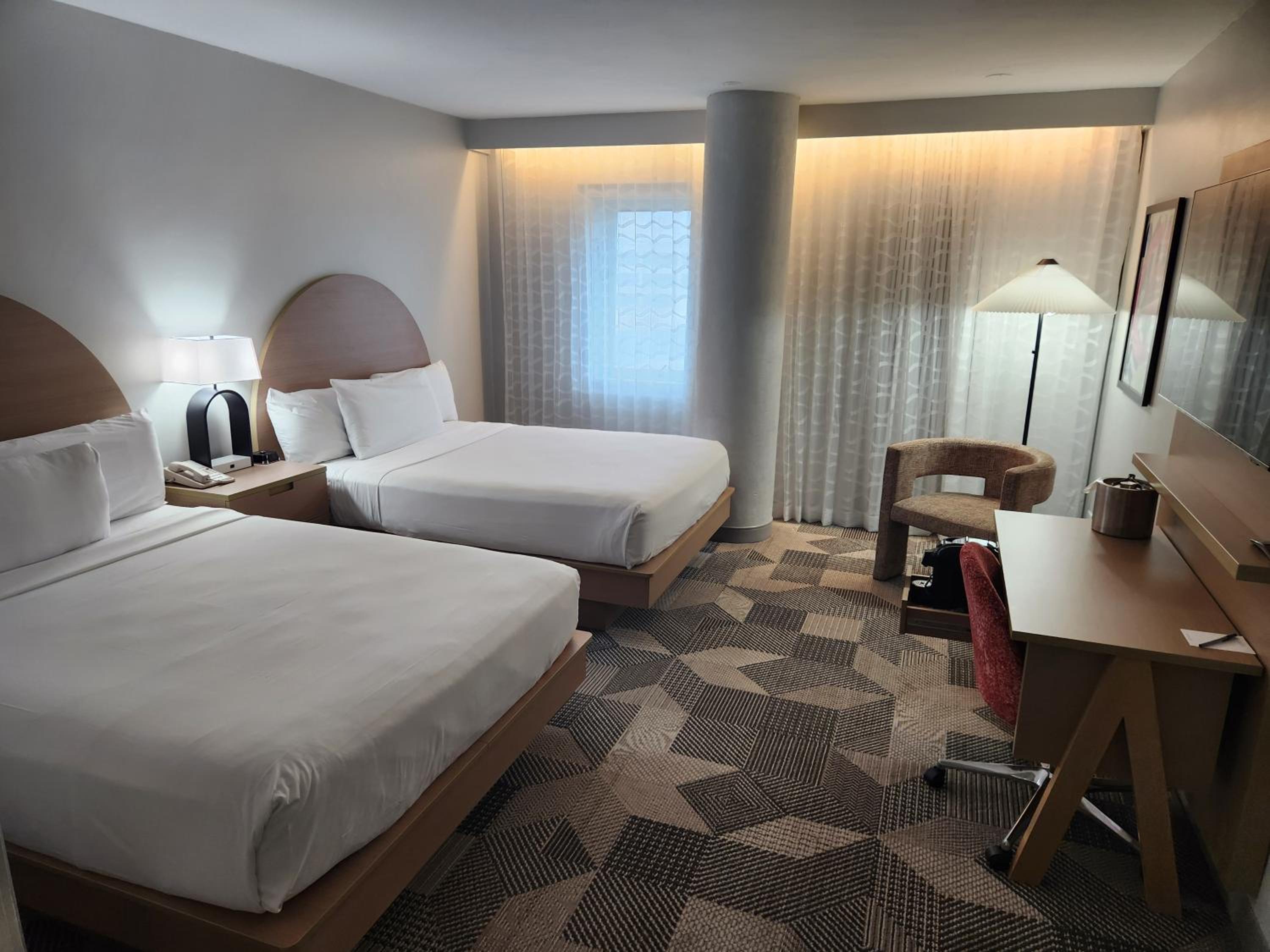 Фото Miami International Airport Hotel