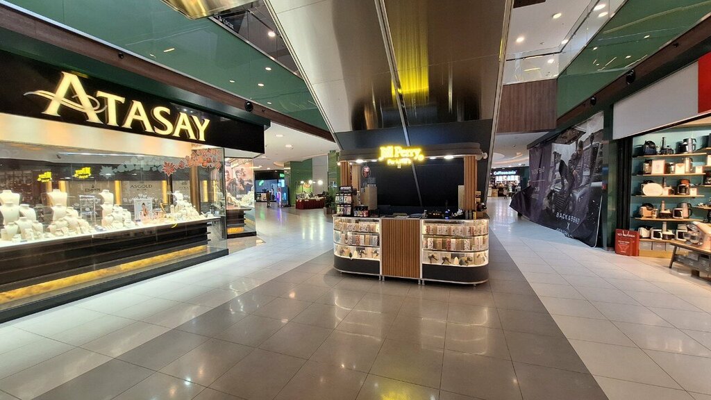 Perfume and cosmetics shop Jill Pery Perfume's, Konya, photo