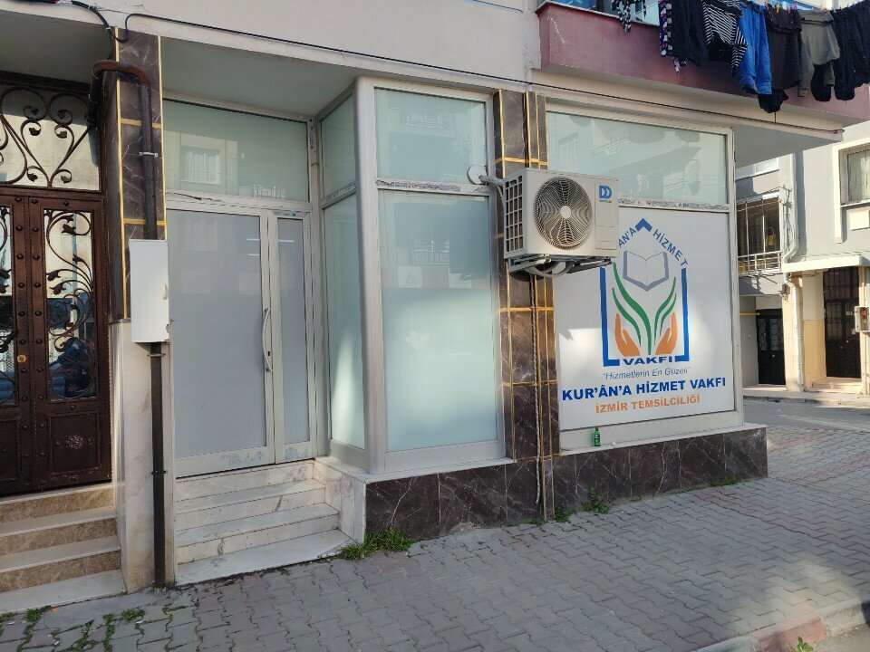 Pagoda Foundation for the Service to the Quran, Izmir, photo