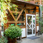 Steinbrau (Herzen Street, 5) ، مطعم