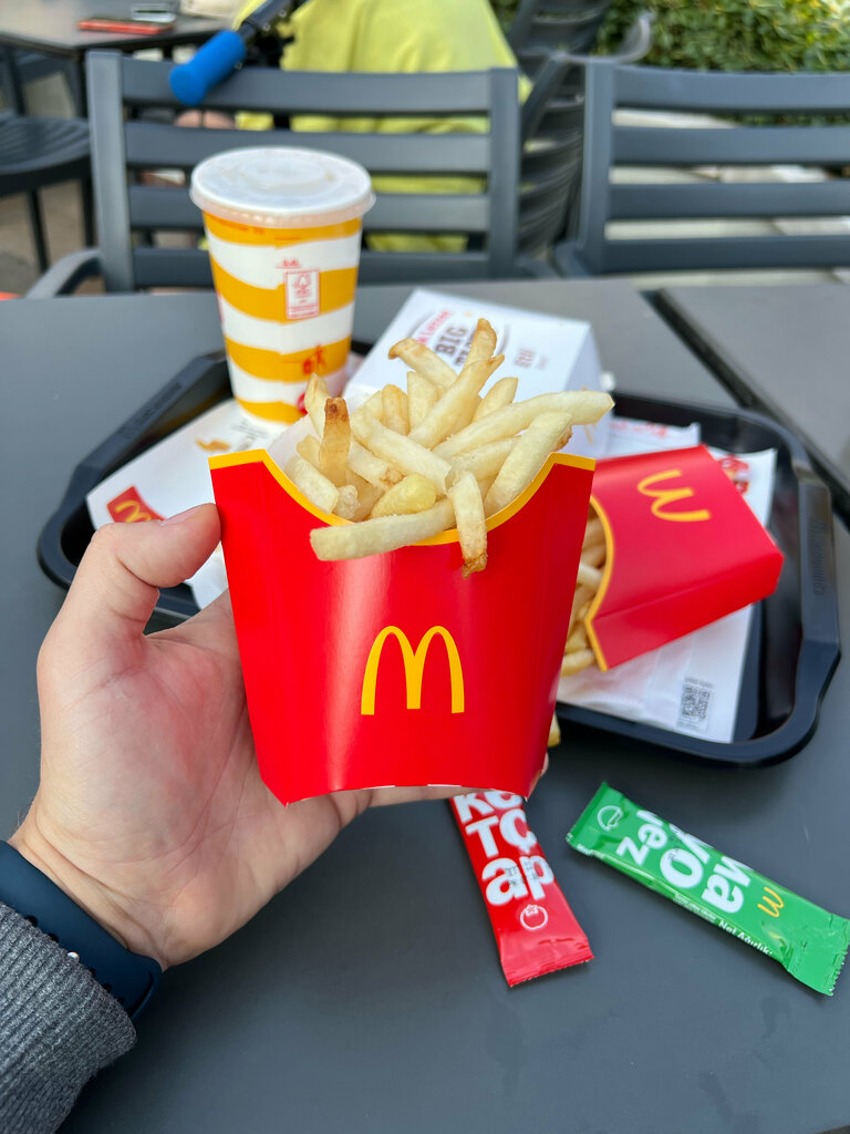 Fast food McDonald's, Izmir, photo