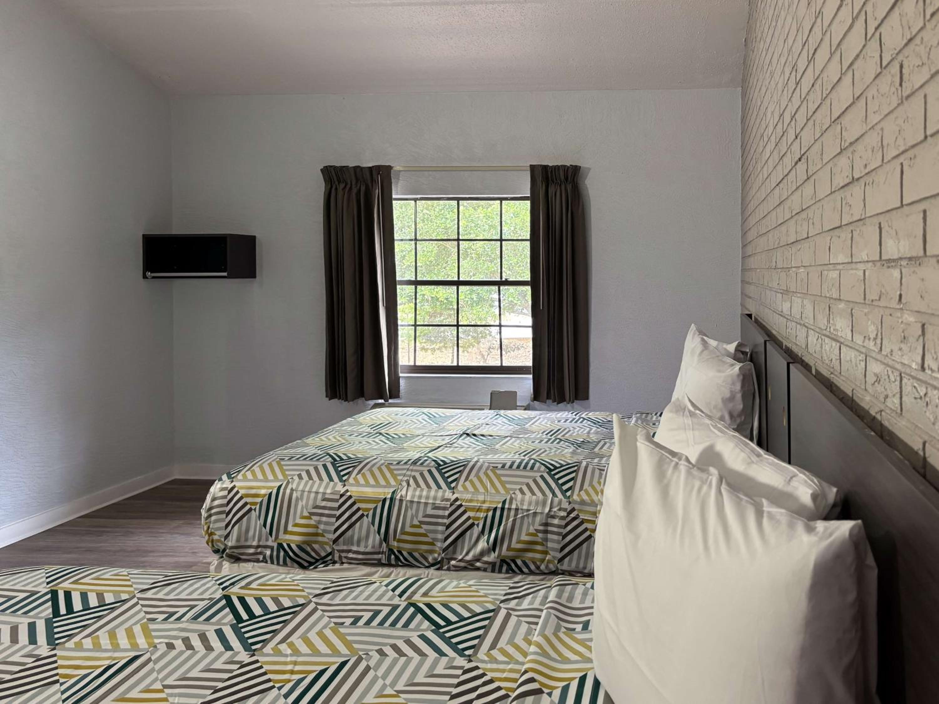 Фото Studio 6 Tallahassee, Fl – North Monroe