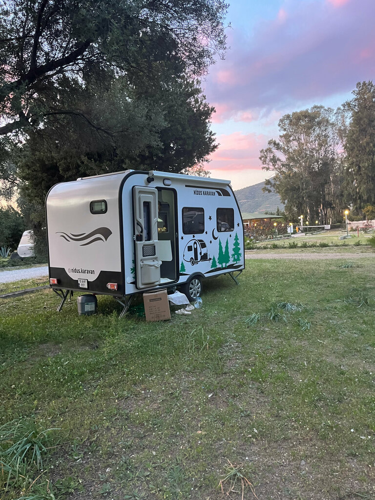 Vans and trailers Nidus Caravan, Dikili, photo