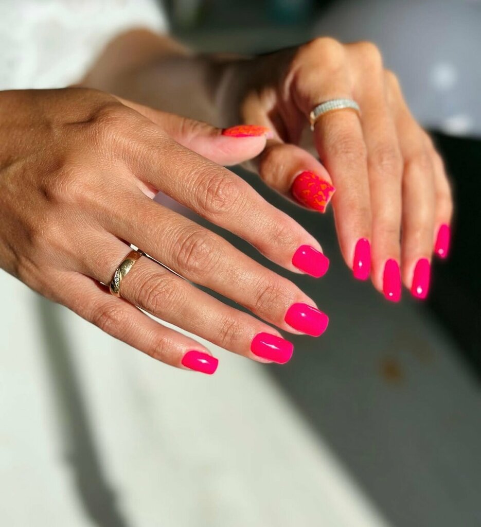 صالون العناية بالأظافر Studio nail service ، ، صورة