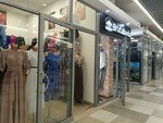 Салон платьев (Bolshevikov Avenue, 18), salón de trajes de noche