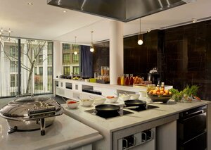 Гостиница The Westminster London, Curio Collection by Hilton