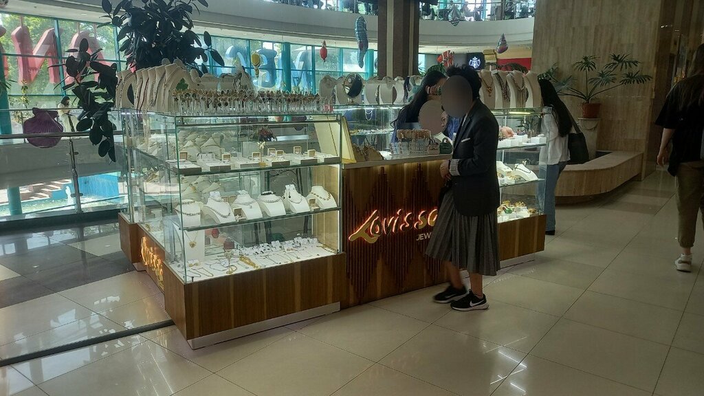 Jewelry store Lovissa, Chimkent, photo
