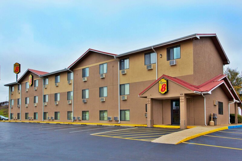 Гостиница Super 8 by Wyndham Tuscaloosa в Тускалусе