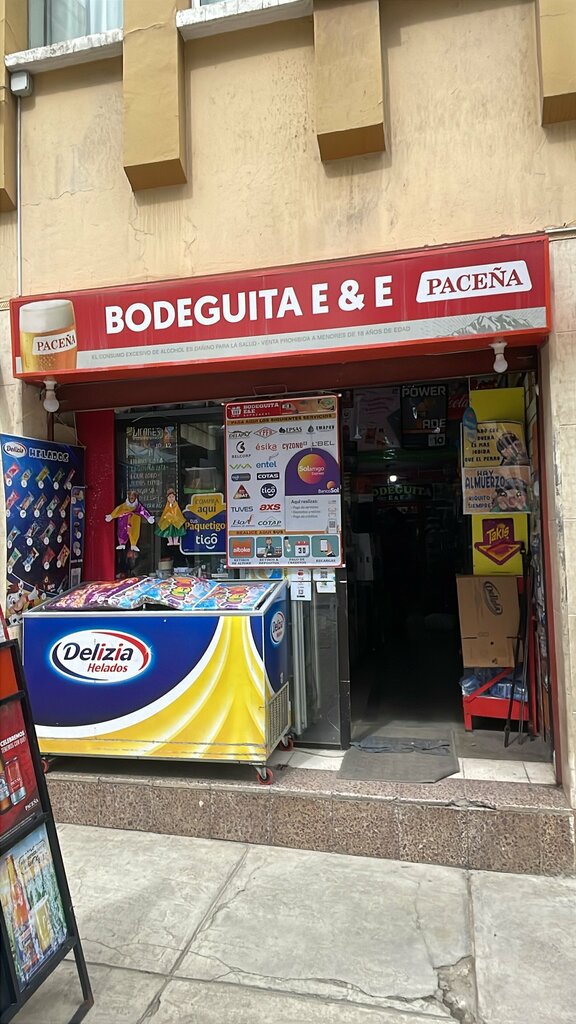 Grocery Bodeguita E & E, La Paz, photo