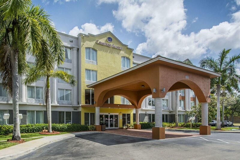 Гостиница Comfort Suites Sawgrass в Тамараке