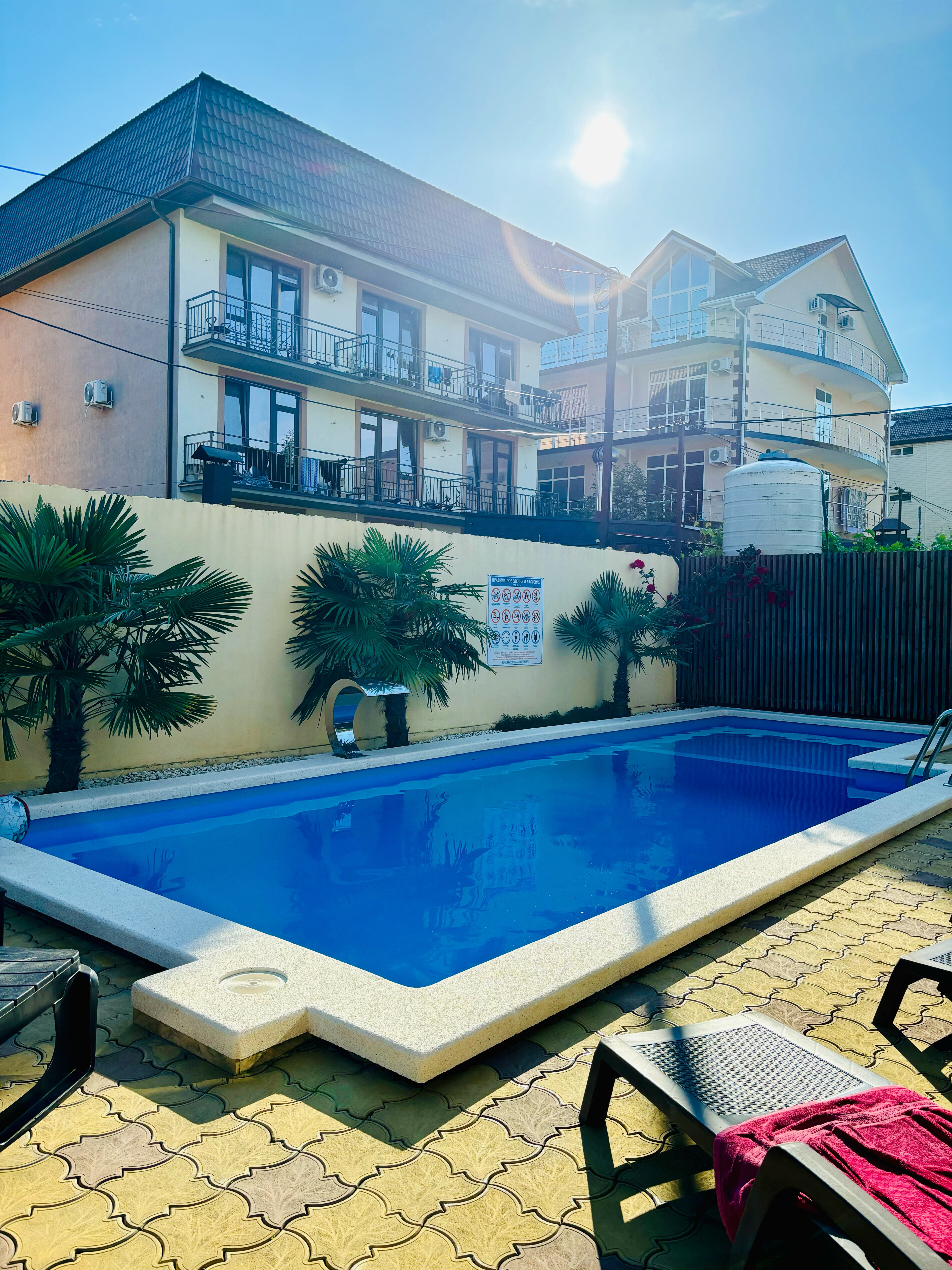 Фото Гостевой дом Добрый в Лазаревском